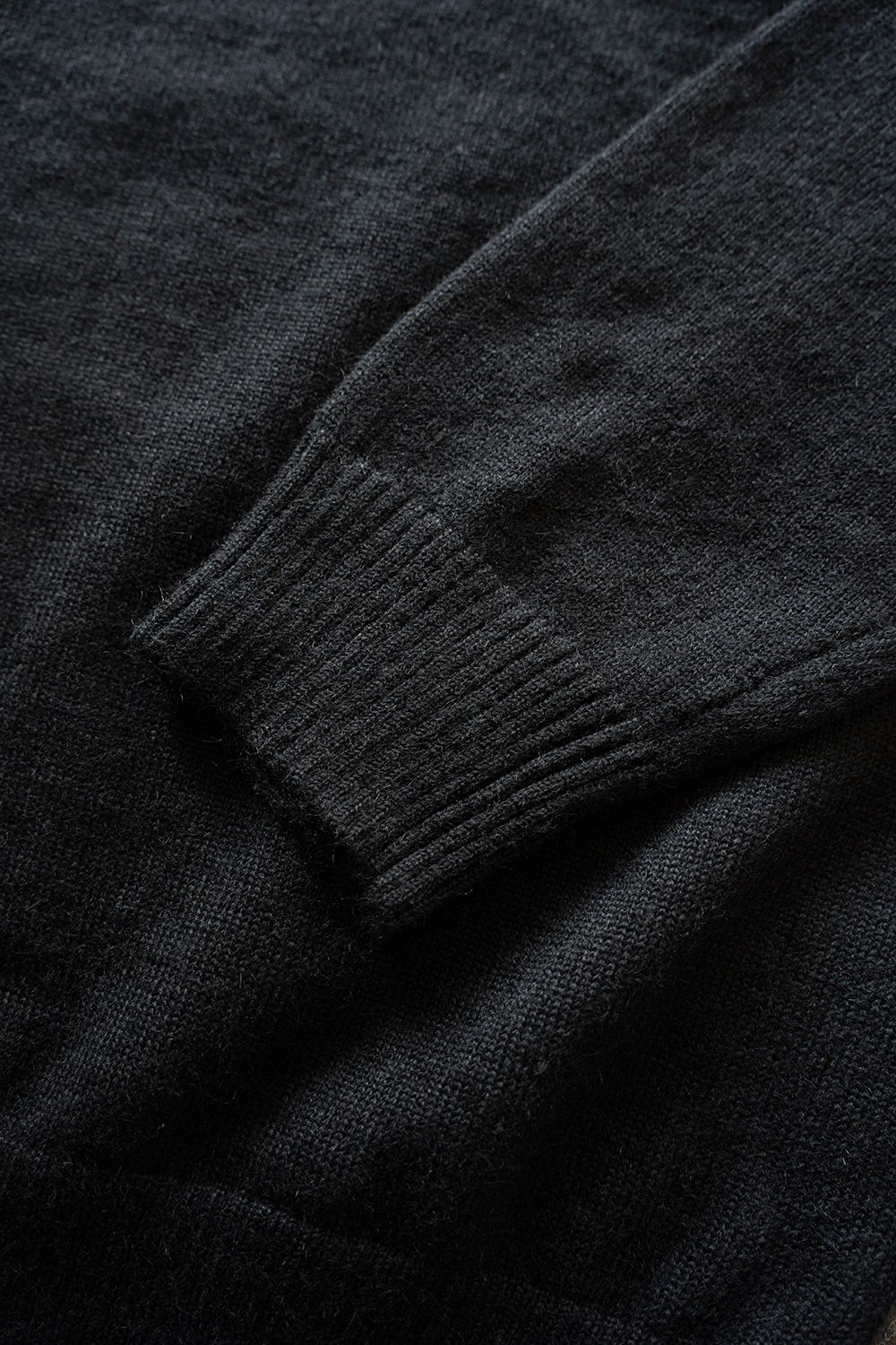 【26AW】モヘア混10Gニットポロ(BLACK)