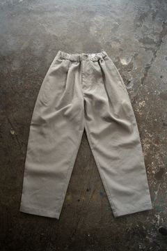 【ラスト1点】【25AW】ポリエステル2タックイージーパンツ(GREIGE)