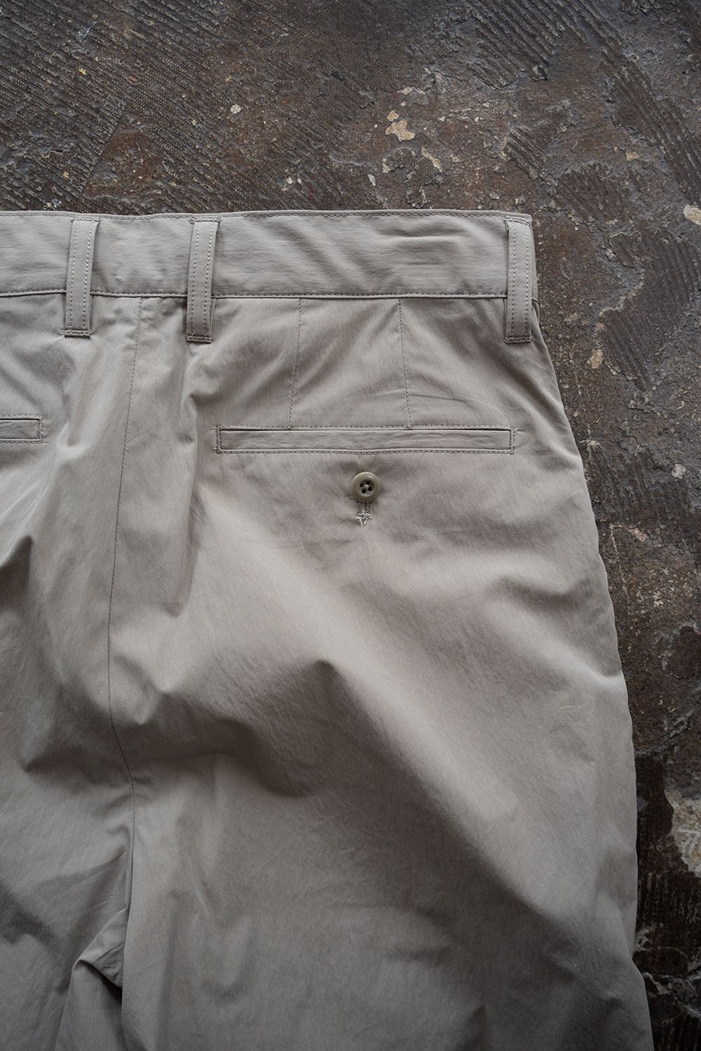【26SS】2-Tack Puckering Wide Pants/2タックパッカリングワイドパンツ(LIGHT GRAY)