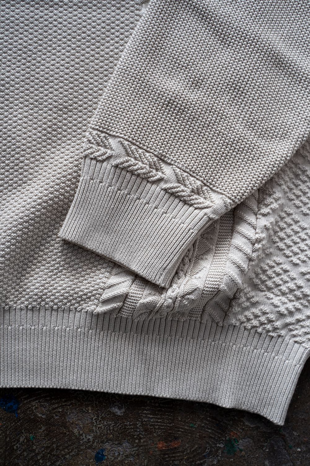 YASHIKI - 【ラスト1点】【22AW】Seijaku Knit(PEARL GRAY) | Salty