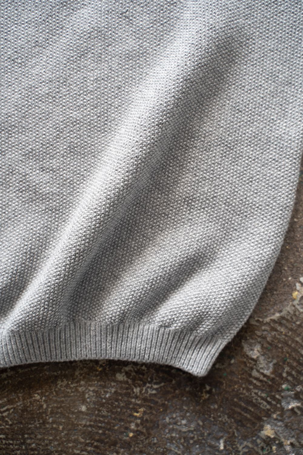 【ラスト1点】【22AW】カシミア混クルーネックニット(HEATHER GRAY)