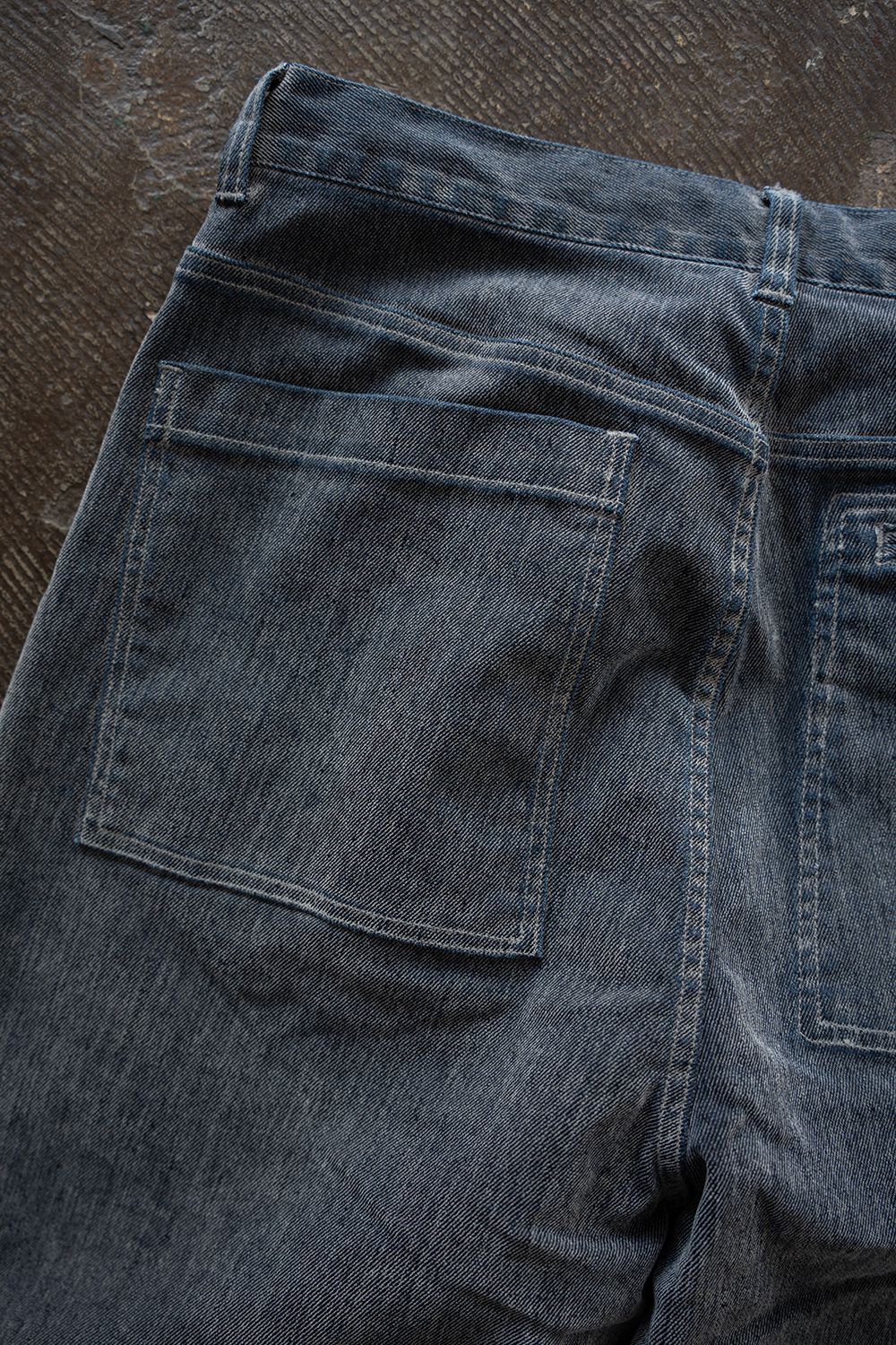 【26AW】Washed Flocked Denim Pants(FADED GRAY)
