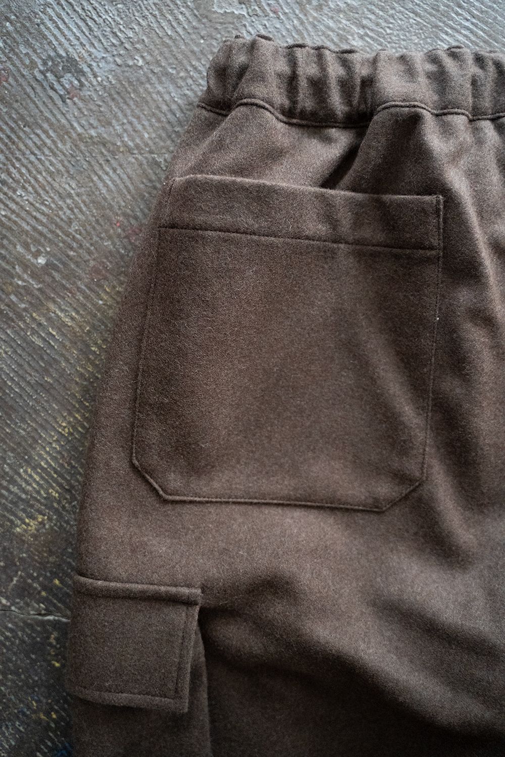 【22AW】ウールフラノイージーパンツ(BROWN)