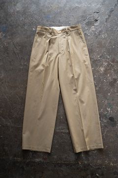 【ラスト1点】【23SS】コットンバーバリークロスセンタープレススラックス(BEIGE)