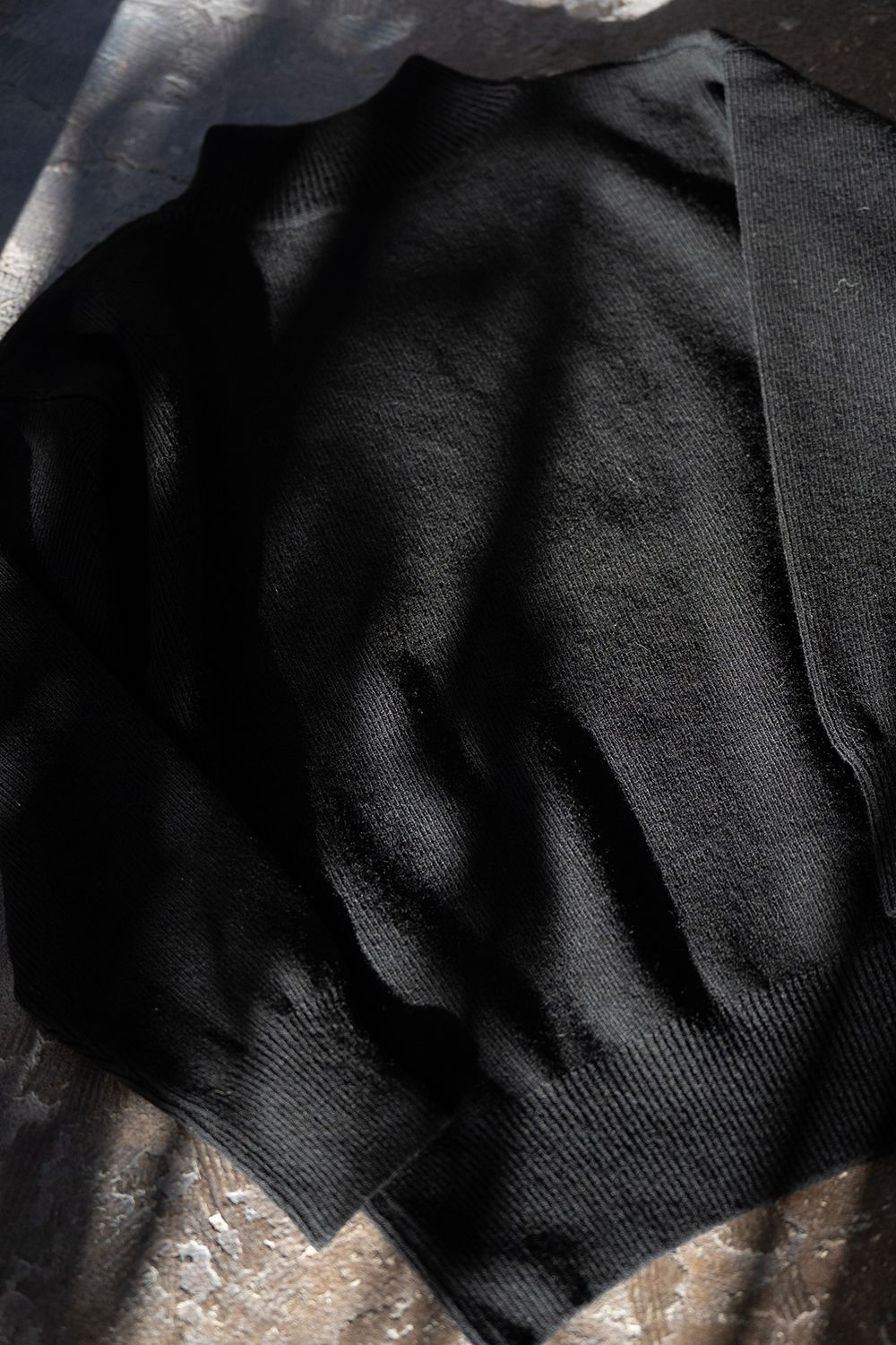 slopeslow - Hard twisted Shetlandwool GOB sweater(BLACK) | Salty