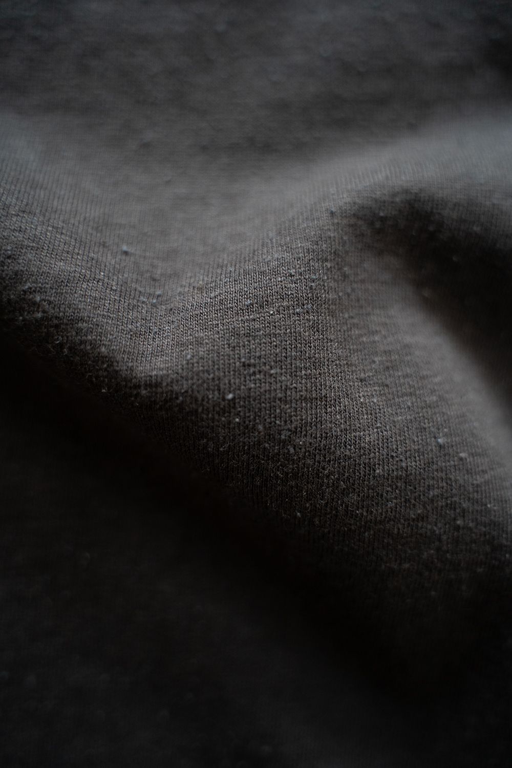 【ラスト1点】【24SS】シルク混フットボールTシャツ(CHARCOAL)