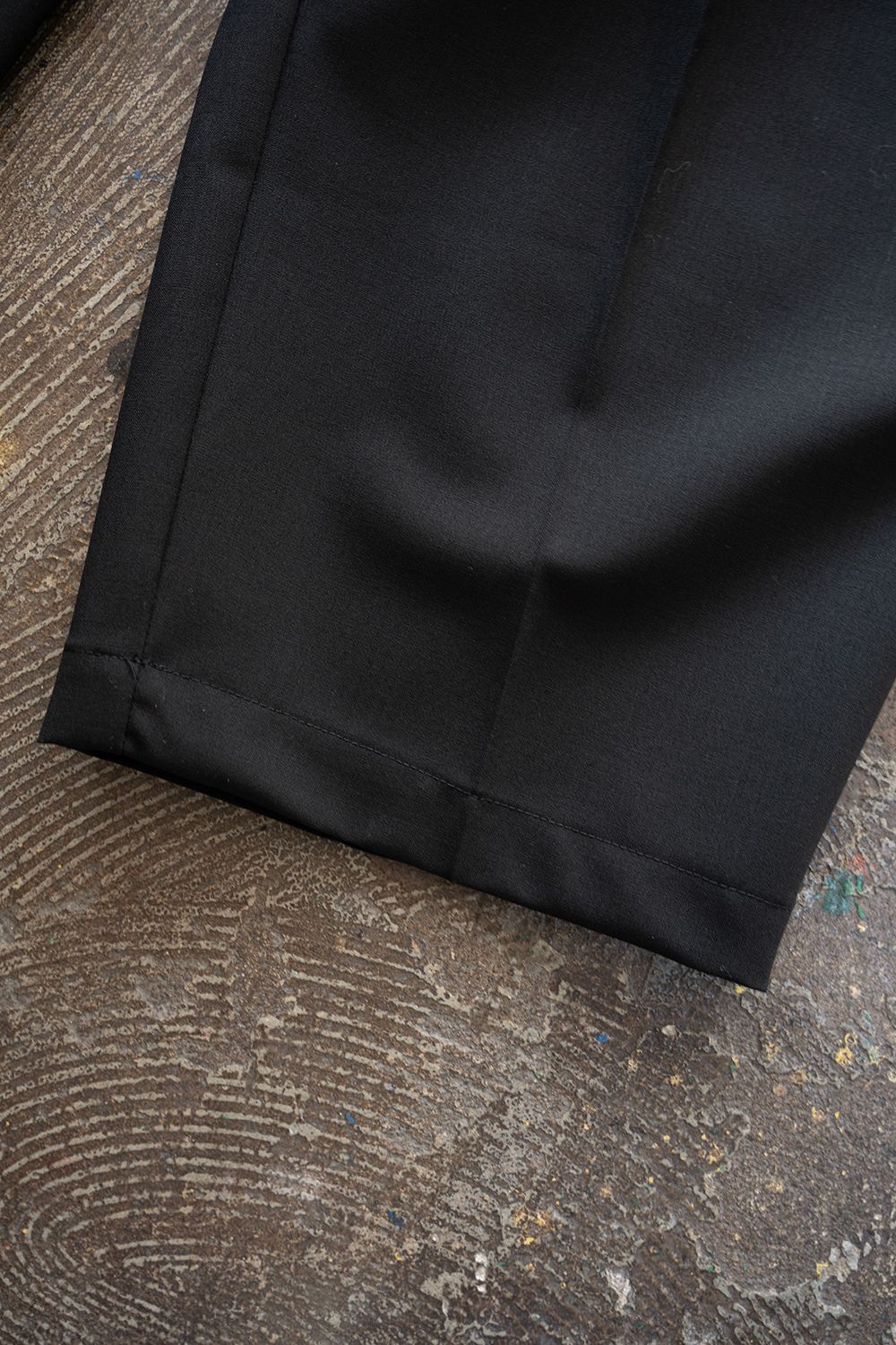 【ラスト1点】【26SS】Summer Wool 3 Pleat Pants(BLACK)