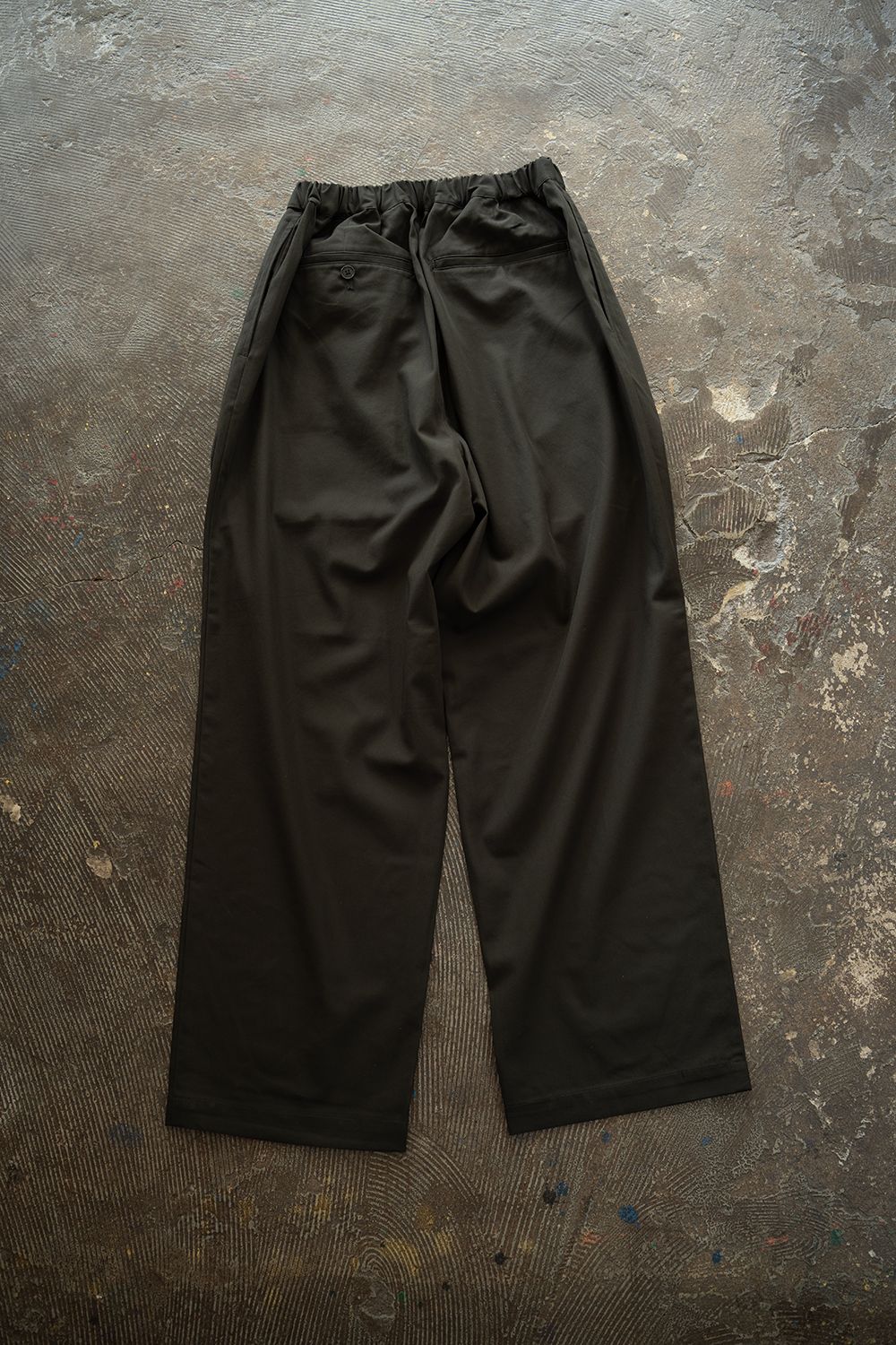 【26AW】コットンギャバジンイージーパンツ(KHAKI BROWN)