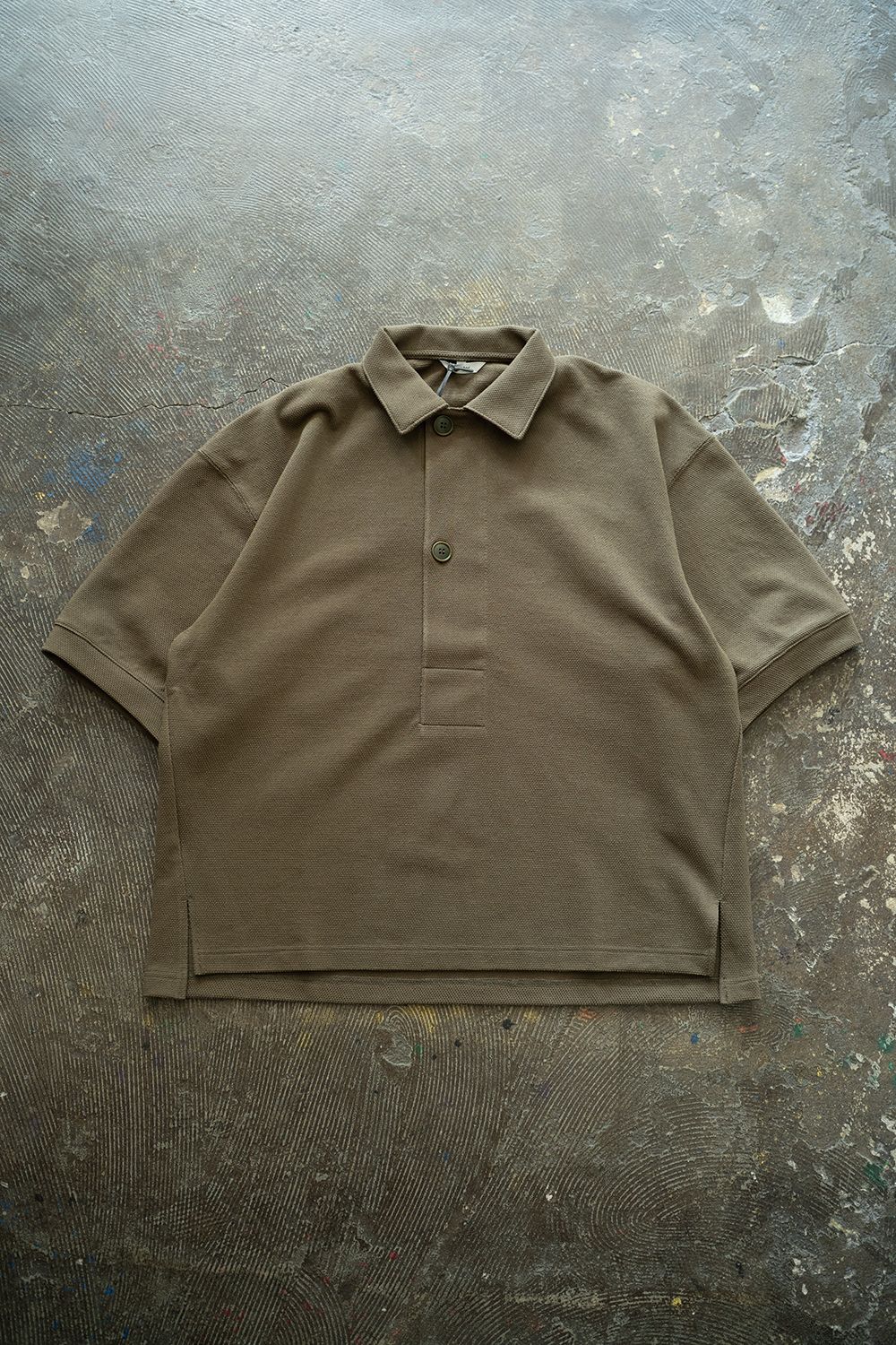 【ラスト1点】【25SS】空紡糸オーバーサイズニットポロ(KHAKI)