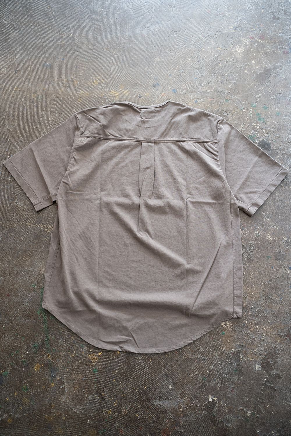 【ラスト1点】Back Shirt Tee/強撚天竺Tシャツ(GREIGE)