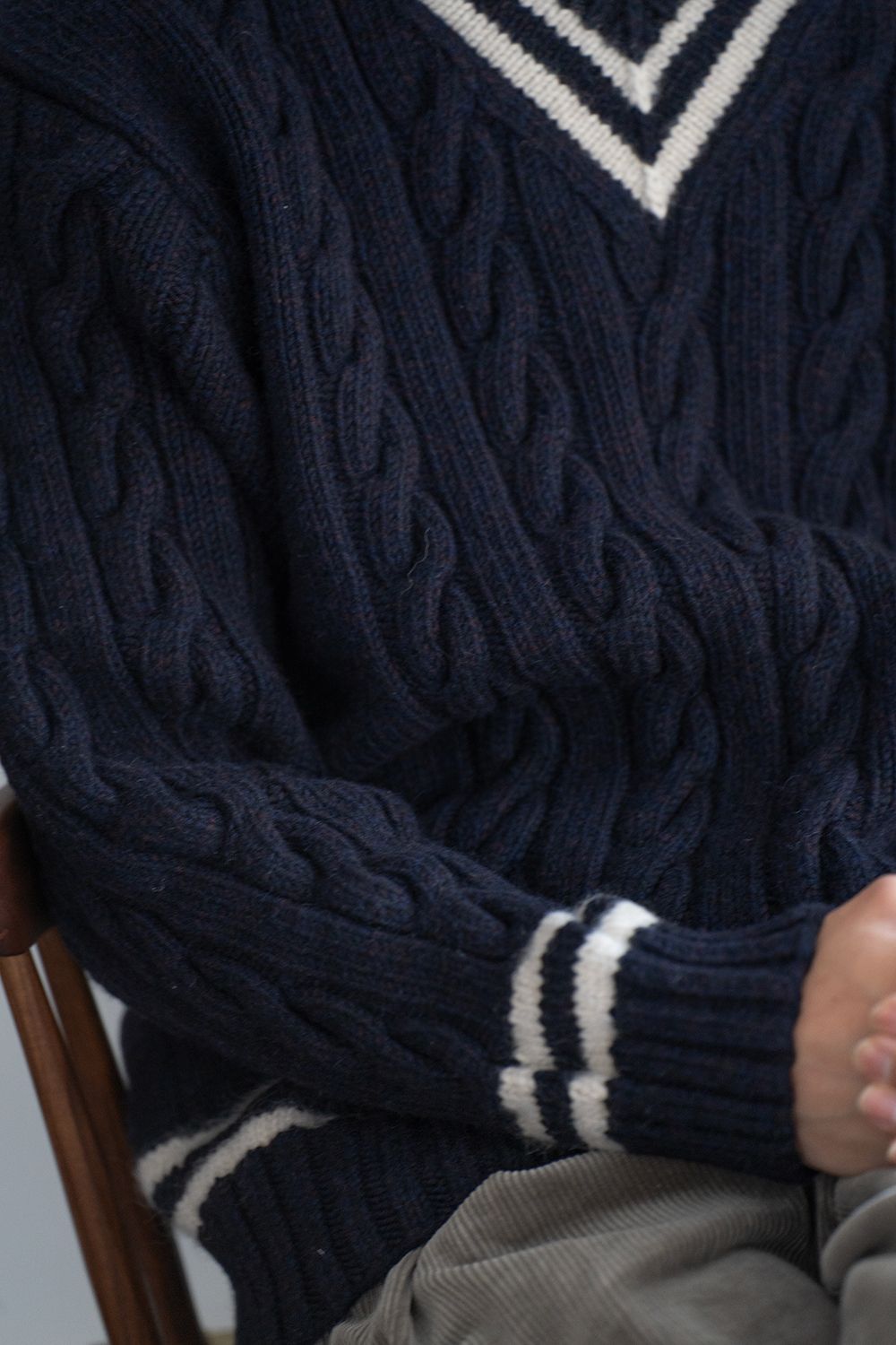 【ラスト1点】camel/cashmere HAND KNITTING cricket sweater(NAVY)