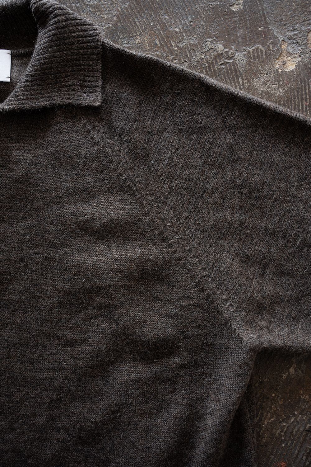 【26AW】モヘア混10Gニットポロ(ASH BROWN)