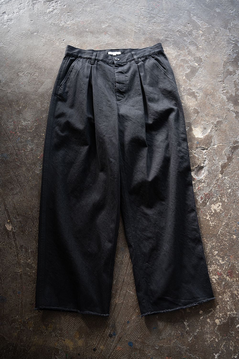 【26SS】2-Tack Cutoff Wide Denim Pants/2タックカットオフワイドデニムパンツ(BLACK)