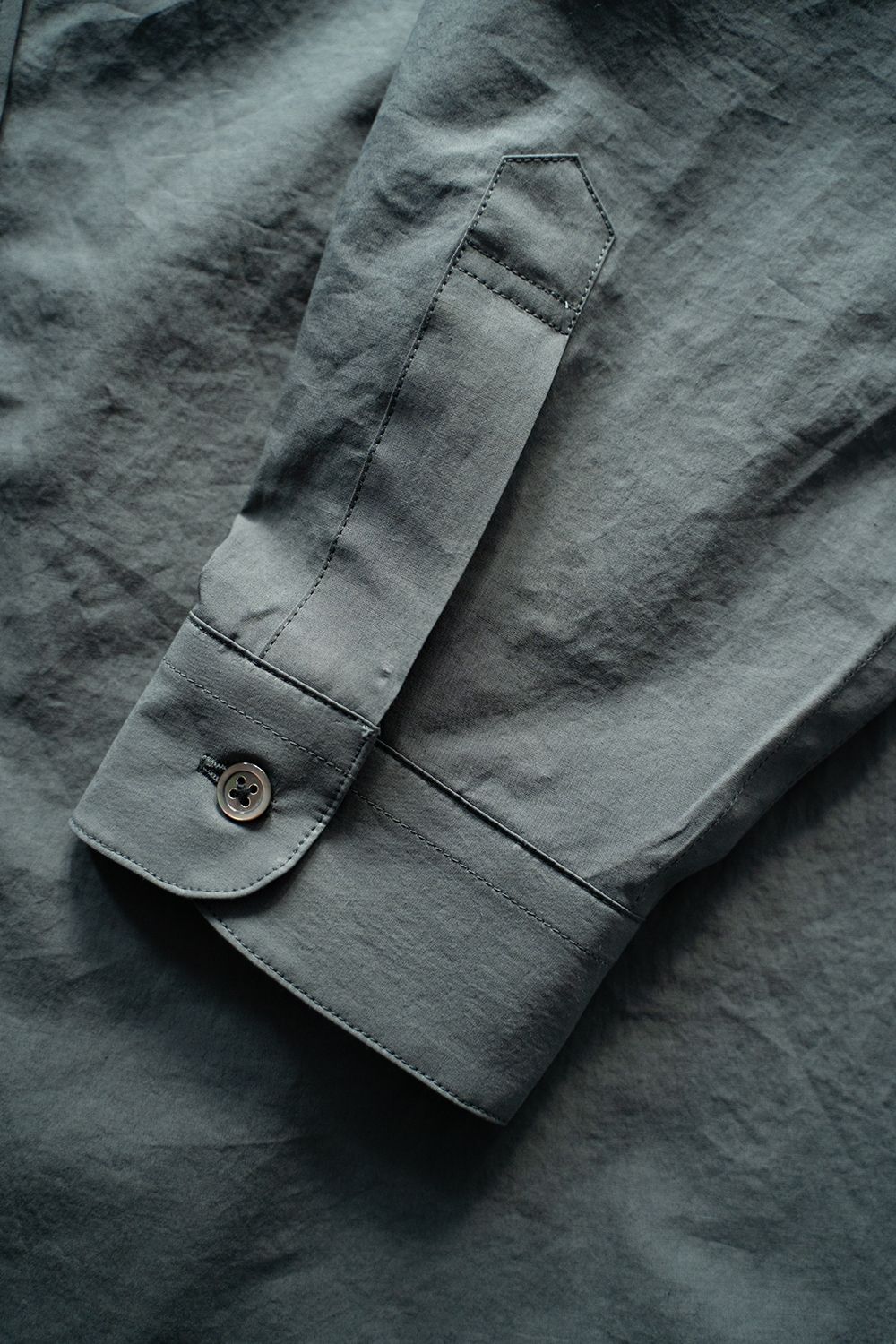 STILL BY HAND - 【25SS】リネン混バンドカラーシャツ(NAVY) | Salty STILL BY HAND - 【25SS】リネン混バンドカラーシャツ(NAVY) | Salty
