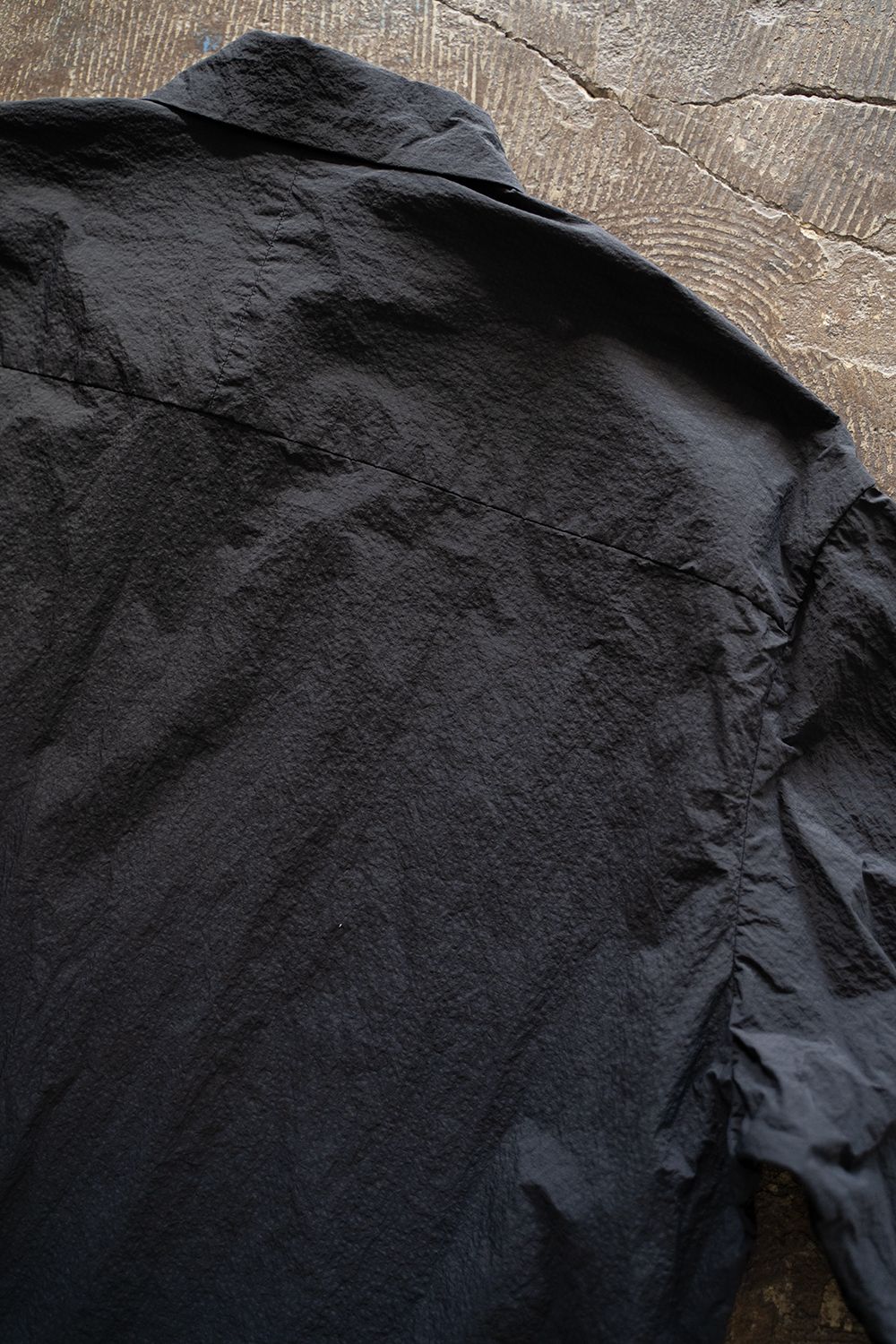 【ラスト1点】【24AW】撥水ナイロンアノラックブルゾン(BLACK NAVY)