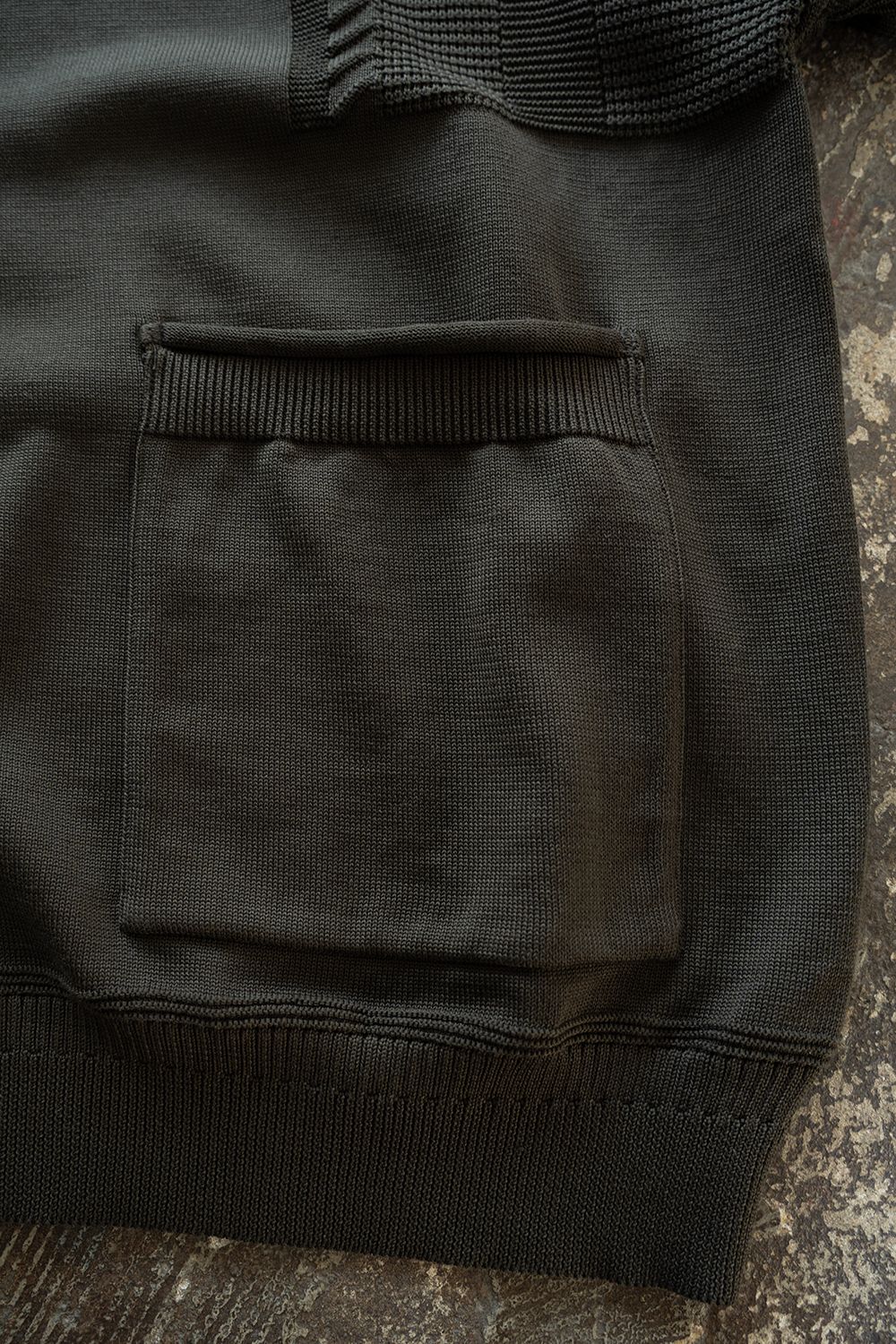 【26AW】Akiyo Zip Cardigan(DARK OLIVE)