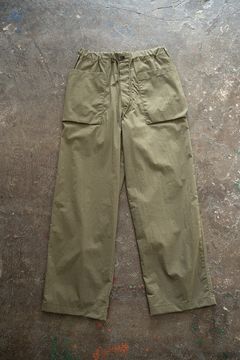 【ラスト1点】【23SS】タスランナイロンパッチポケットイージーパンツ(OLIVE)
