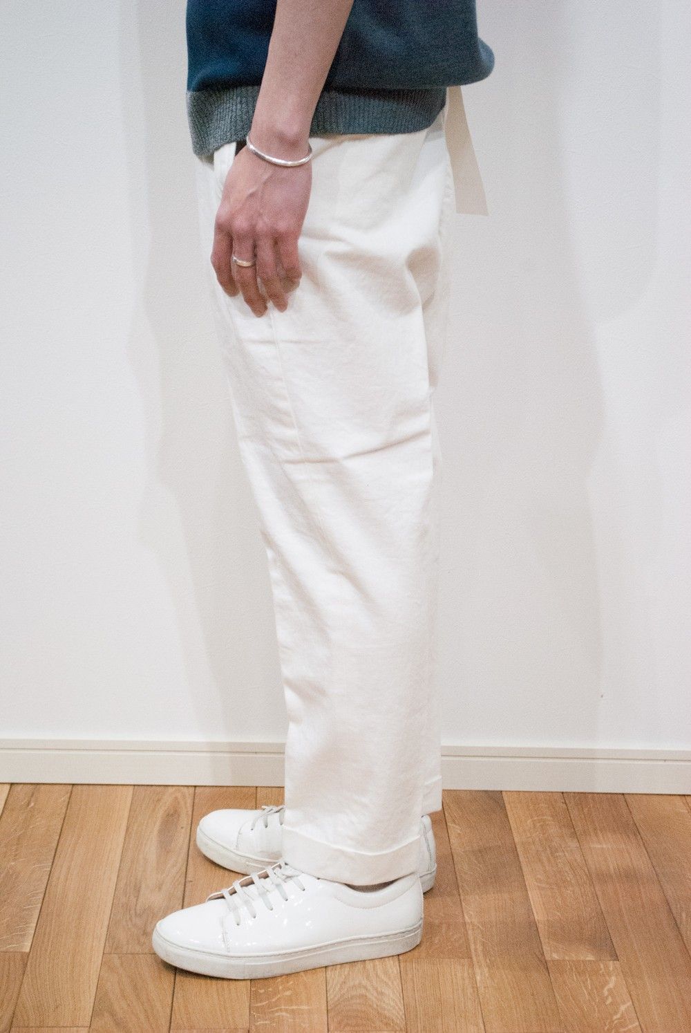 【一番人気】NEW SARROUEL DENIM PANTS/定番サルエルデニム(WHITE)