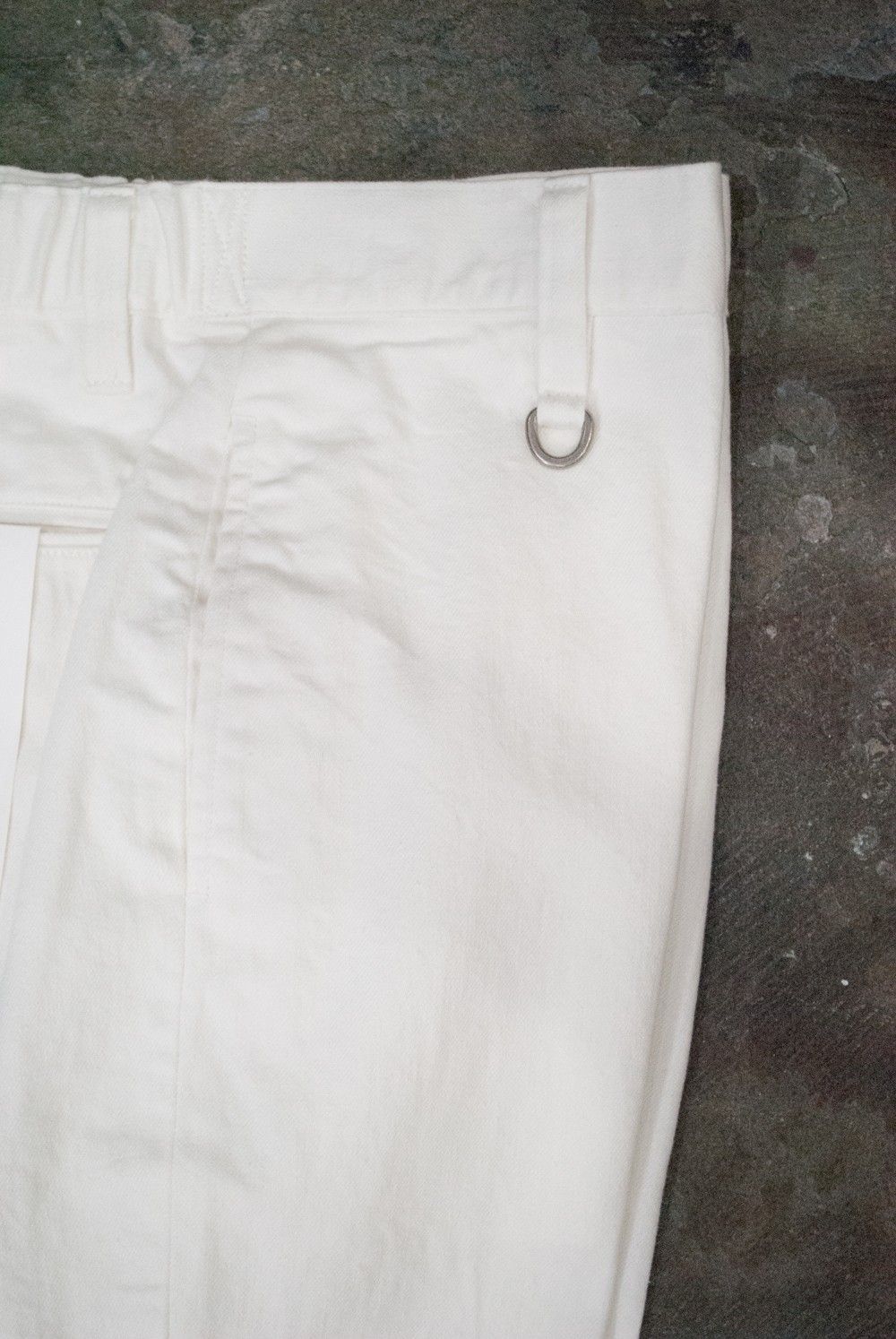 【一番人気】NEW SARROUEL DENIM PANTS/定番サルエルデニム(WHITE)