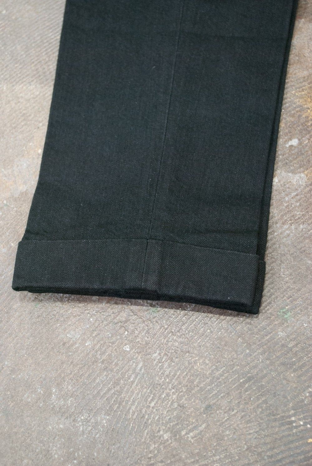 【一番人気】NEW SARROUEL DENIM PANTS/定番サルエルデニム(BLACK)
