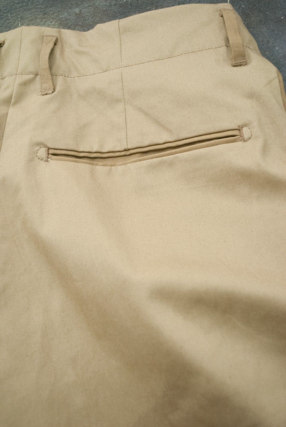 【ラスト1点】Bi Color Double Tuck Pants(BEIGE)【ユニセックス】