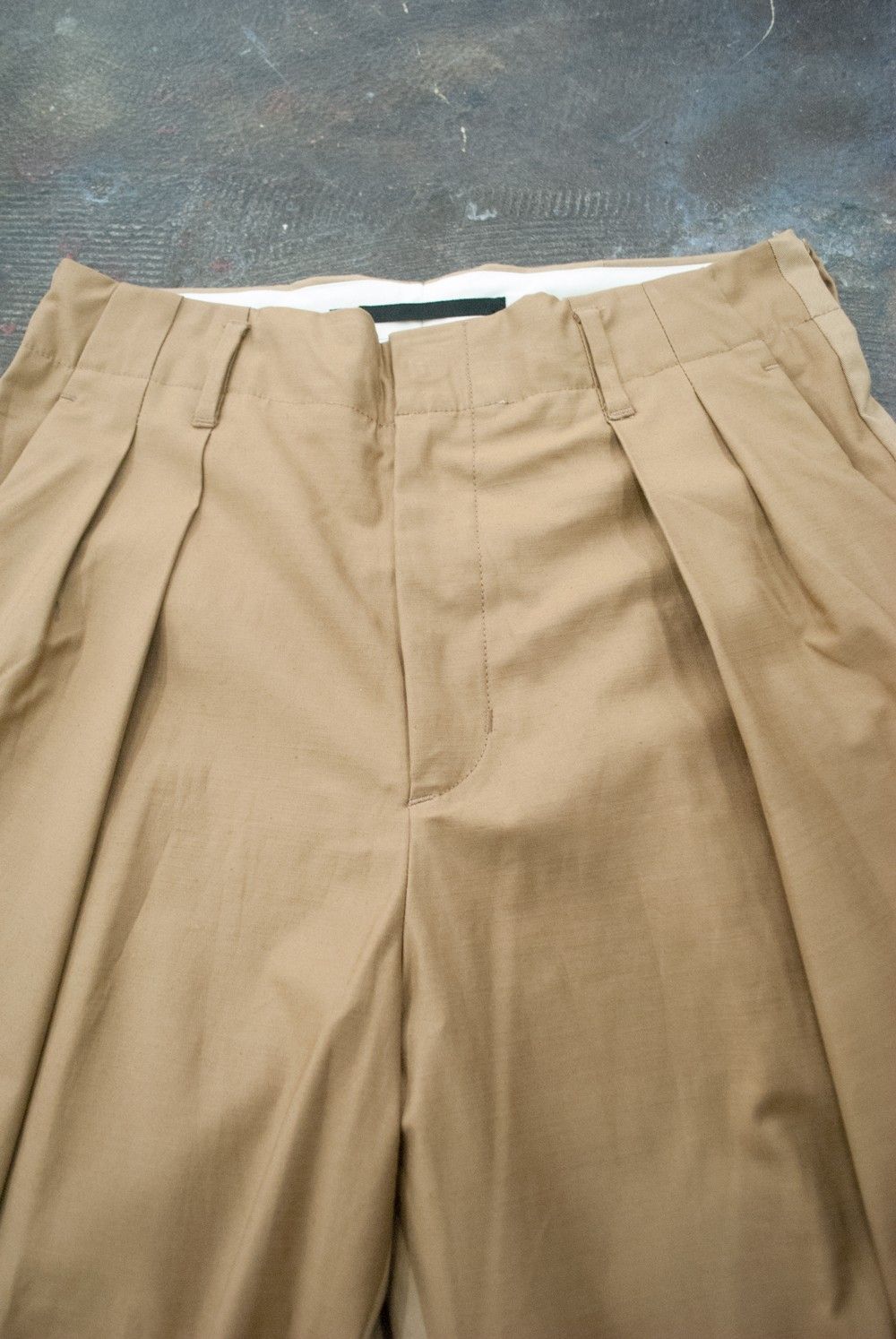 【ラスト1点】Bi Color Double Tuck Pants(BEIGE)【ユニセックス】