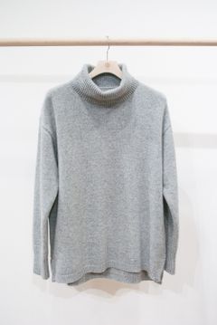 タスマニアウールタートルニット(GRAY)