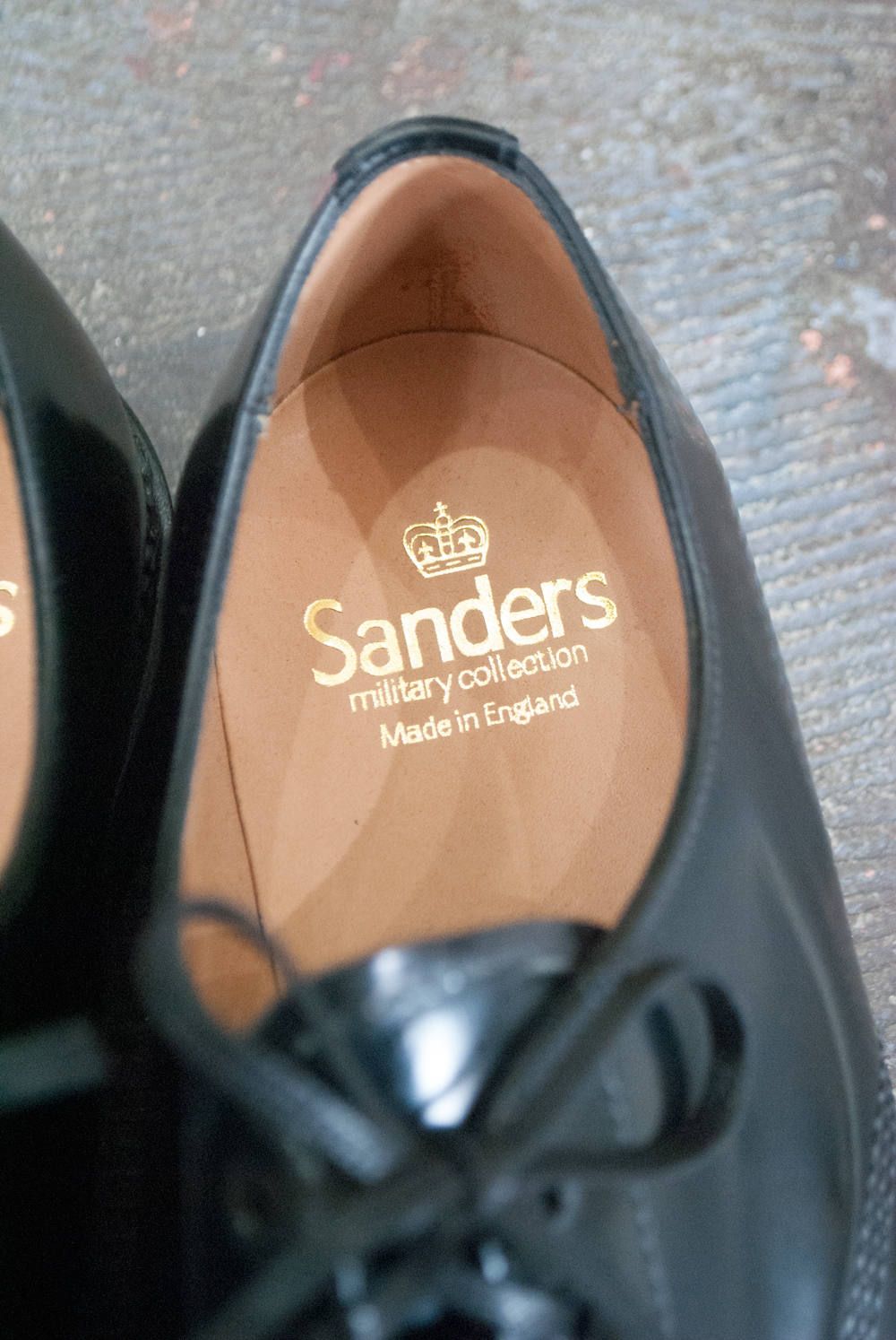 SANDERS - Military Punched Cap Derby(BLACK)【No.1129B】 | Salty SANDERS - Military Punched Cap Derby(BLACK)【No.1129B】 | Salty