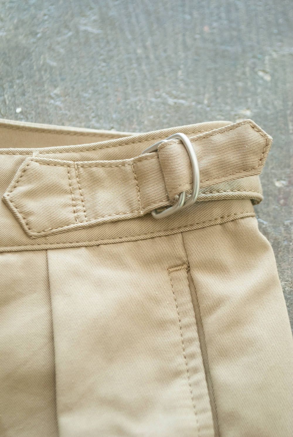 【ラスト1点】バーバリーグルカショートパンツ(BEIGE)