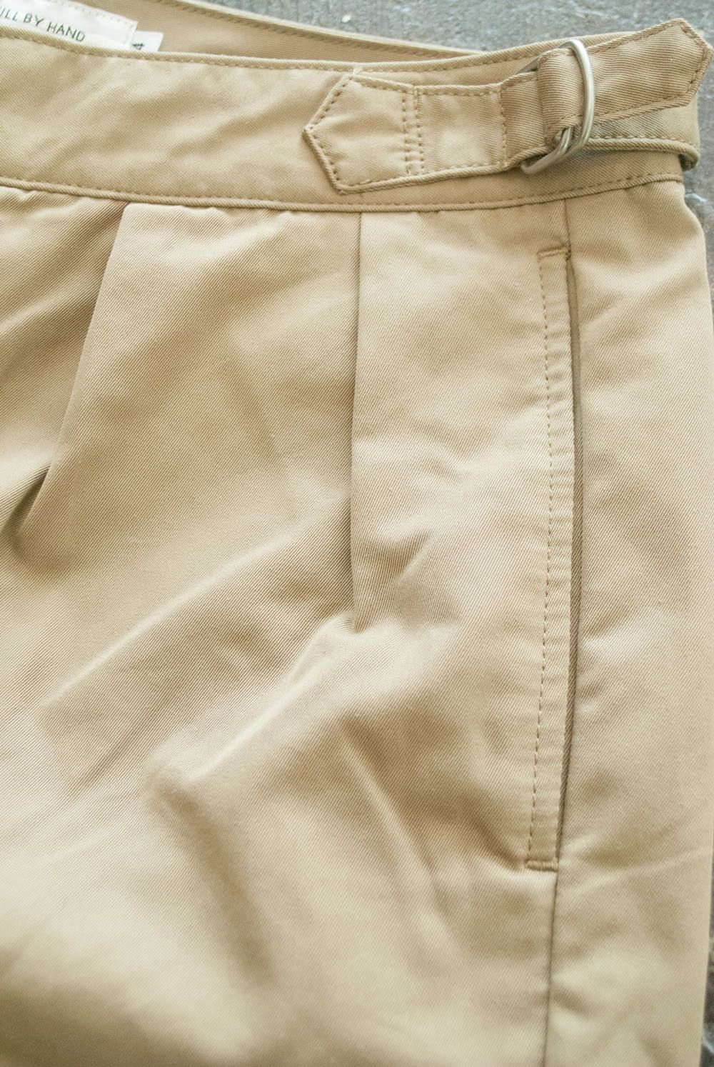 【ラスト1点】バーバリーグルカショートパンツ(BEIGE)