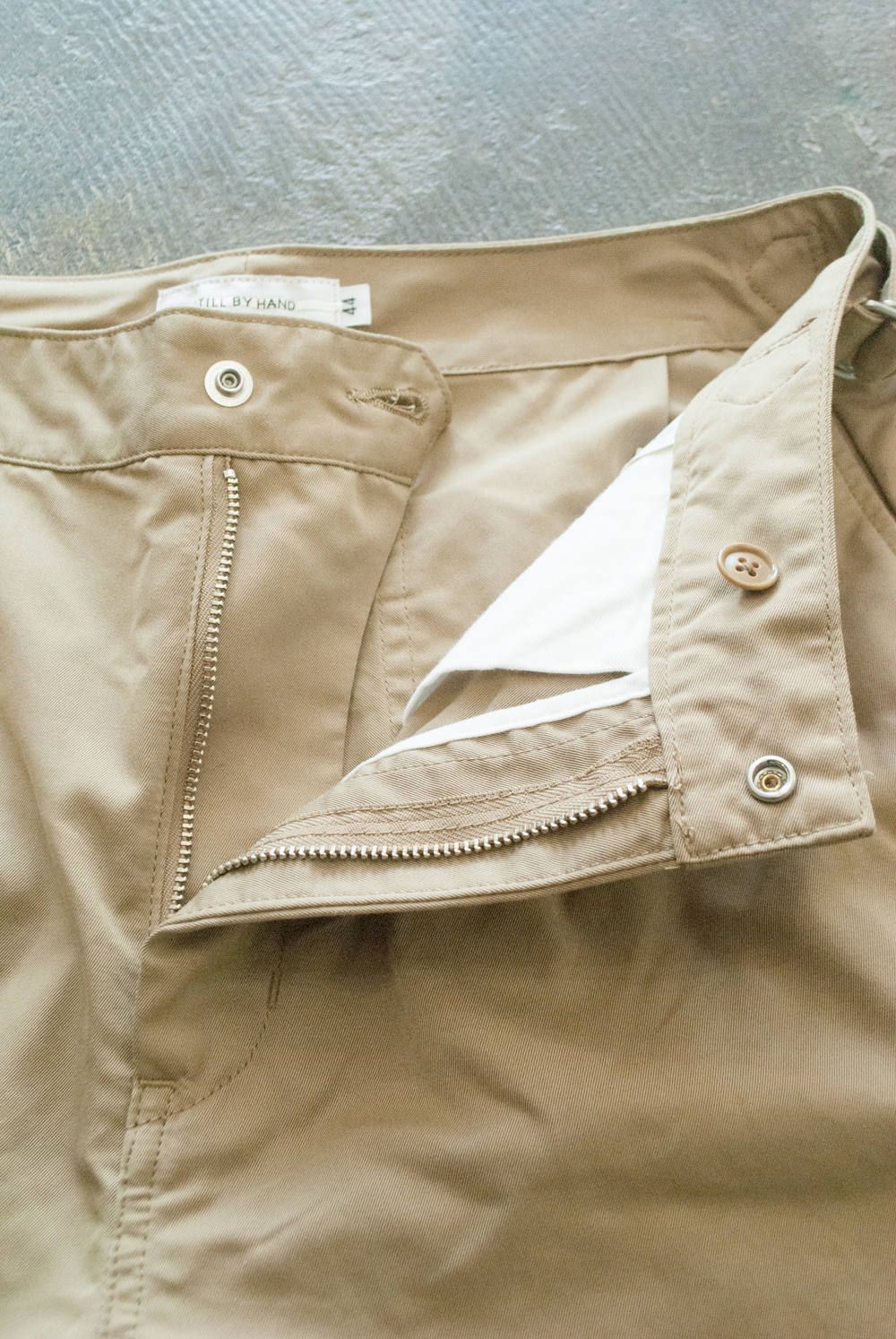 【ラスト1点】バーバリーグルカショートパンツ(BEIGE)