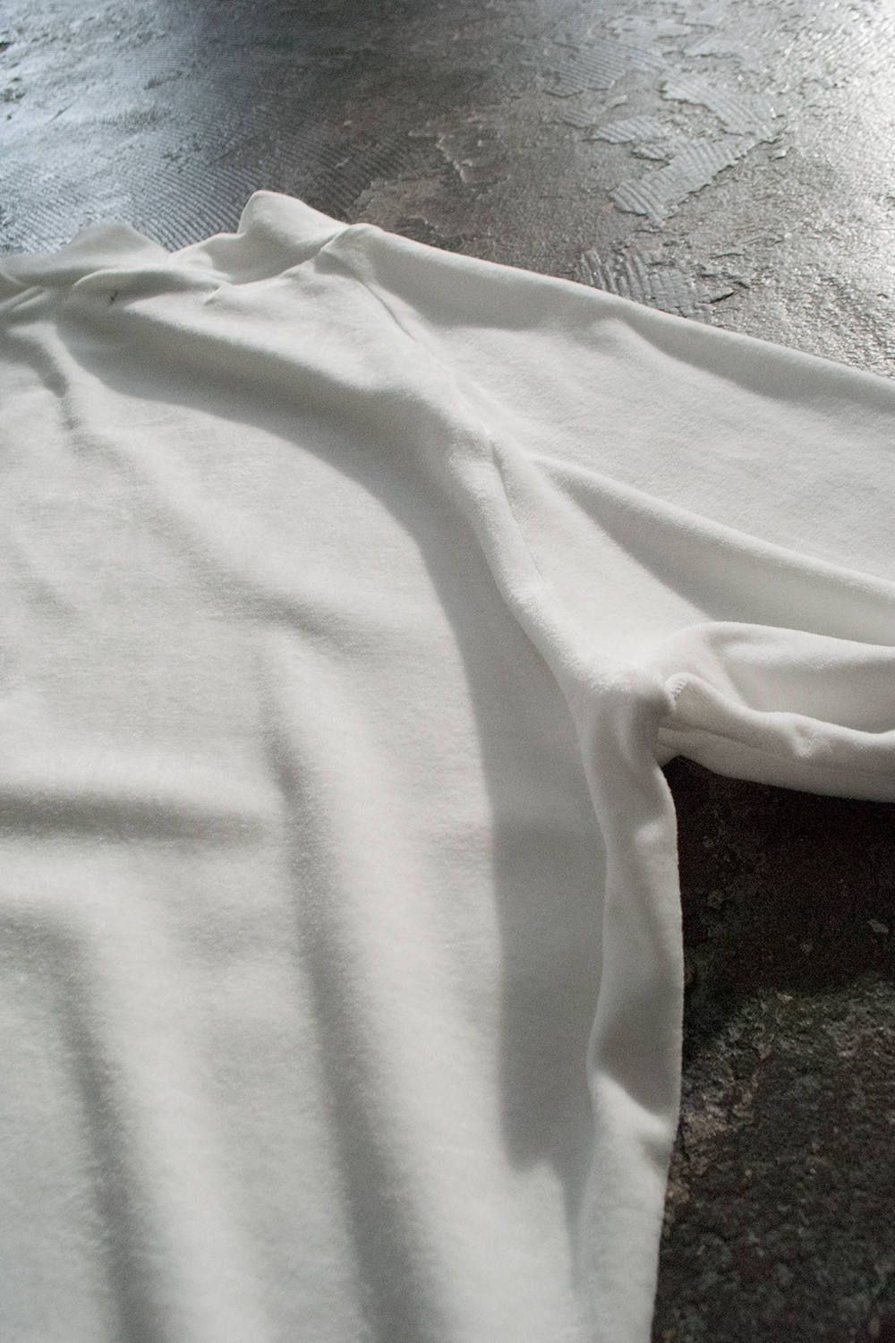 【ラスト1点】【18AW】Velour Mock Neck L/S Tee(WHITE)