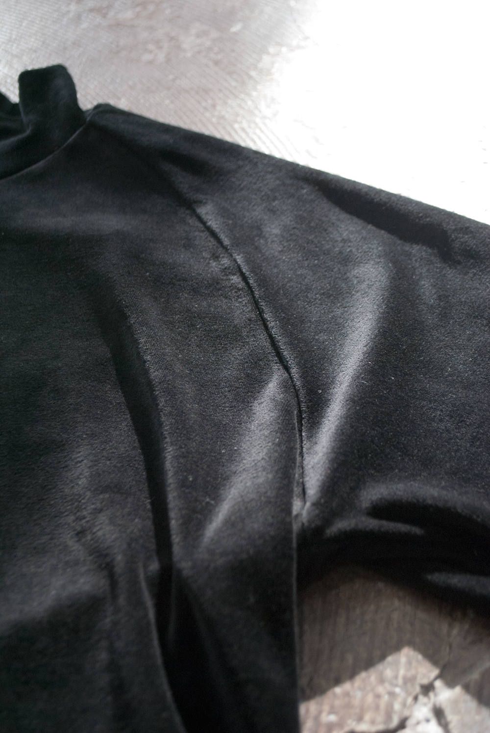 【ラスト1点】【18AW】Velour Mock Neck L/S Tee(BLACK)