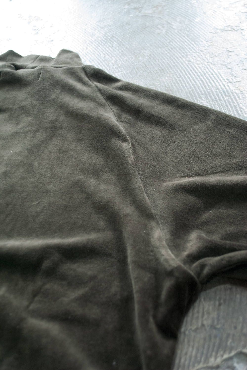 【ラスト1点】【18AW】Velour Mock Neck L/S Tee(BROWN)