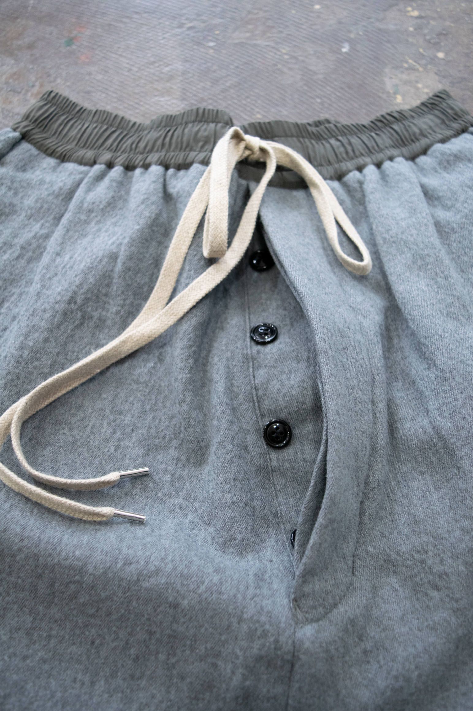 【ラスト1点】Isle Pants W/C/スーパーワイドイージーパンツ(GRAY)