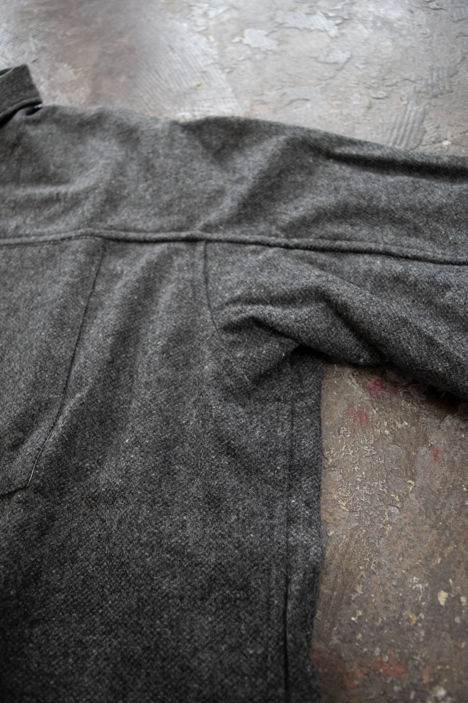 【ラスト1点】ACTIVE SIDE SLIT SHIRT WOOL/ウール地ワイドシルエットシャツ(MIX CHARCOAL)