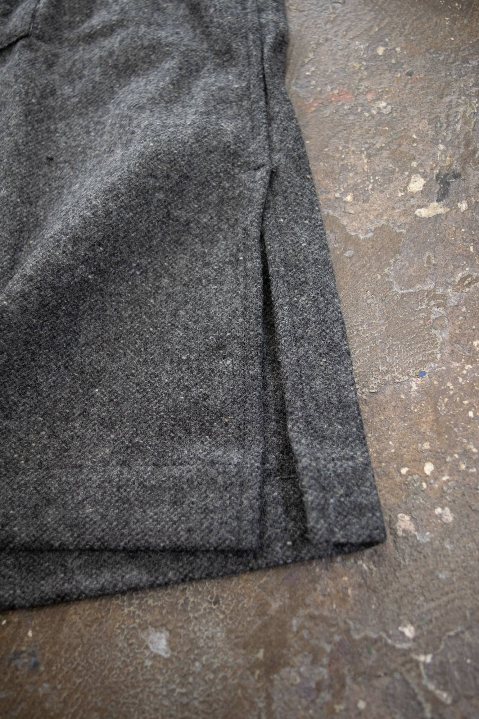 【ラスト1点】ACTIVE SIDE SLIT SHIRT WOOL/ウール地ワイドシルエットシャツ(MIX CHARCOAL)