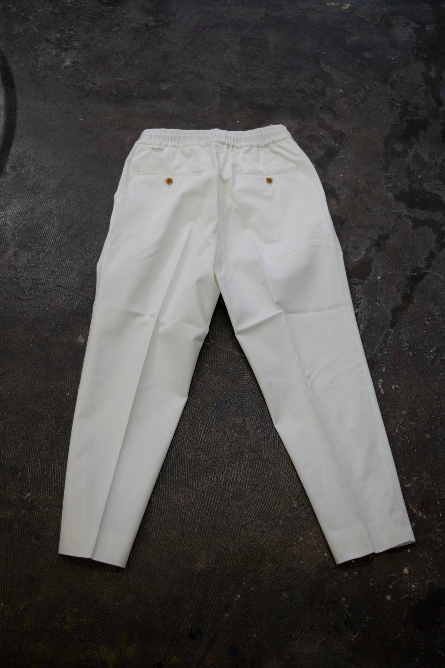 【ラスト1点】INTUCK SLACKS/テーパードイージーパンツ(OFF WHITE)