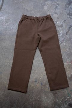 ニットイージーパンツ(BROWN)