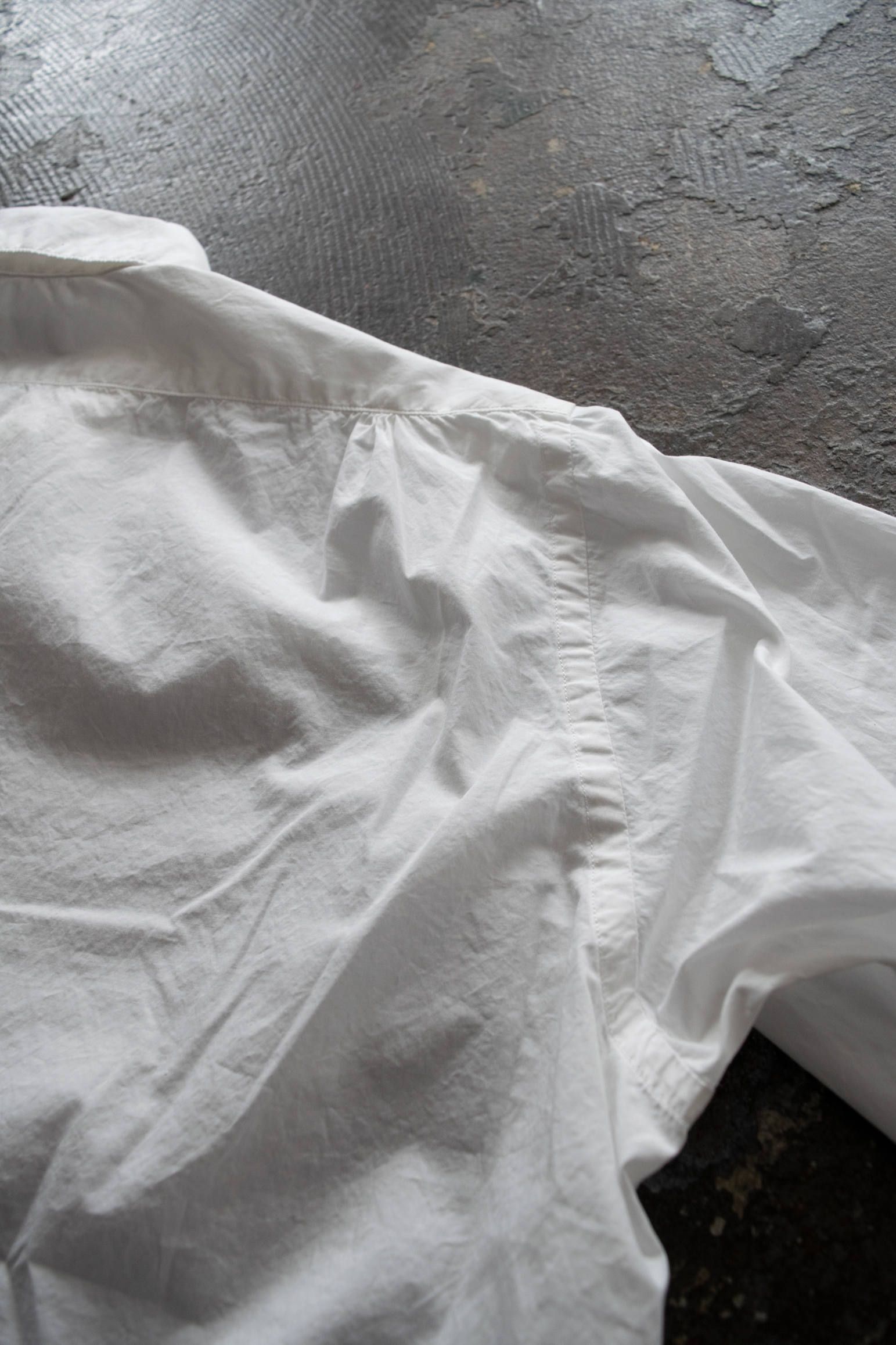 【ラスト1点】スビンコットンタイプライターレギュラーカラーシャツ(WHITE)