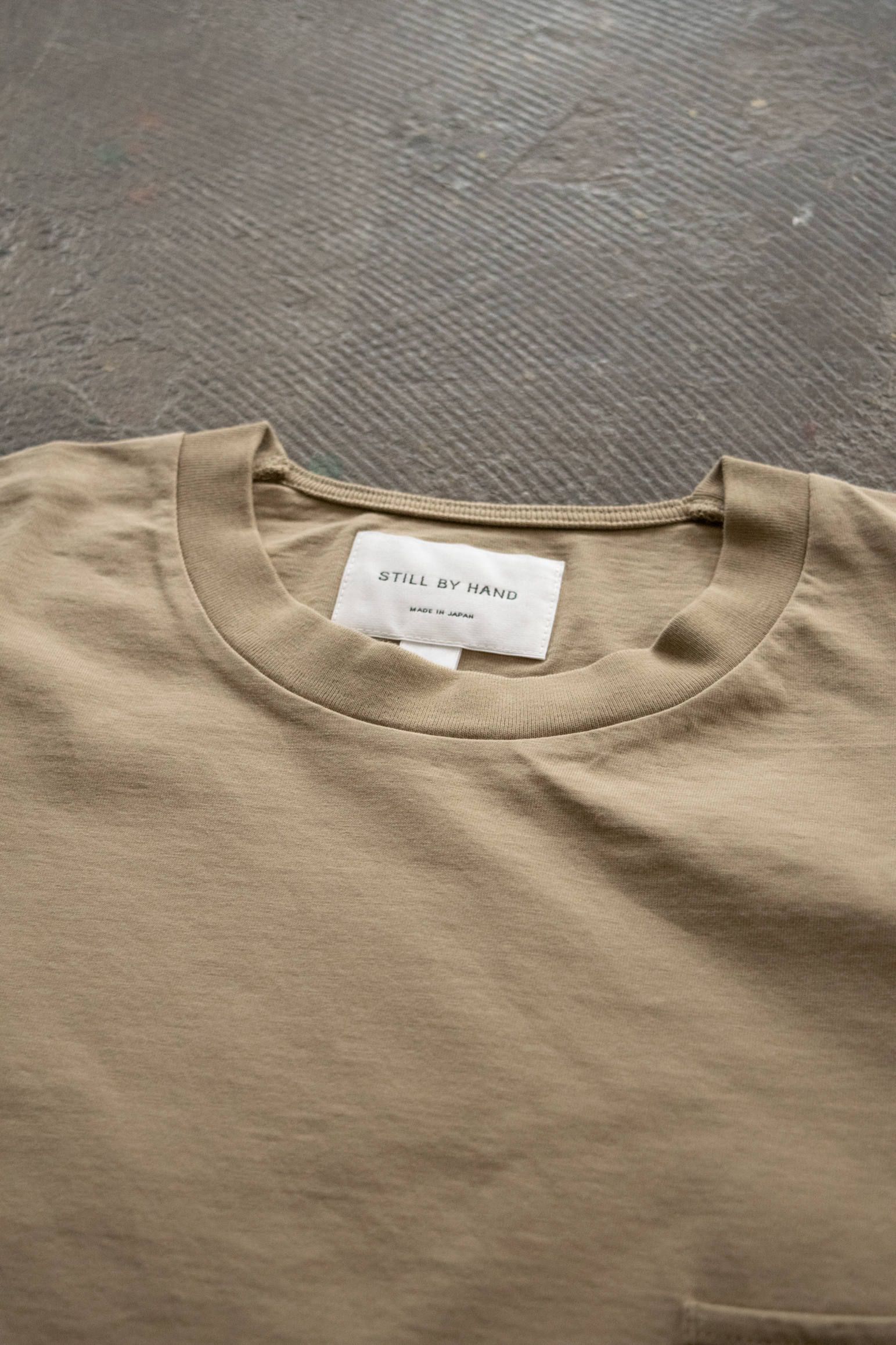 BIG胸ポケカットソー(BEIGE)