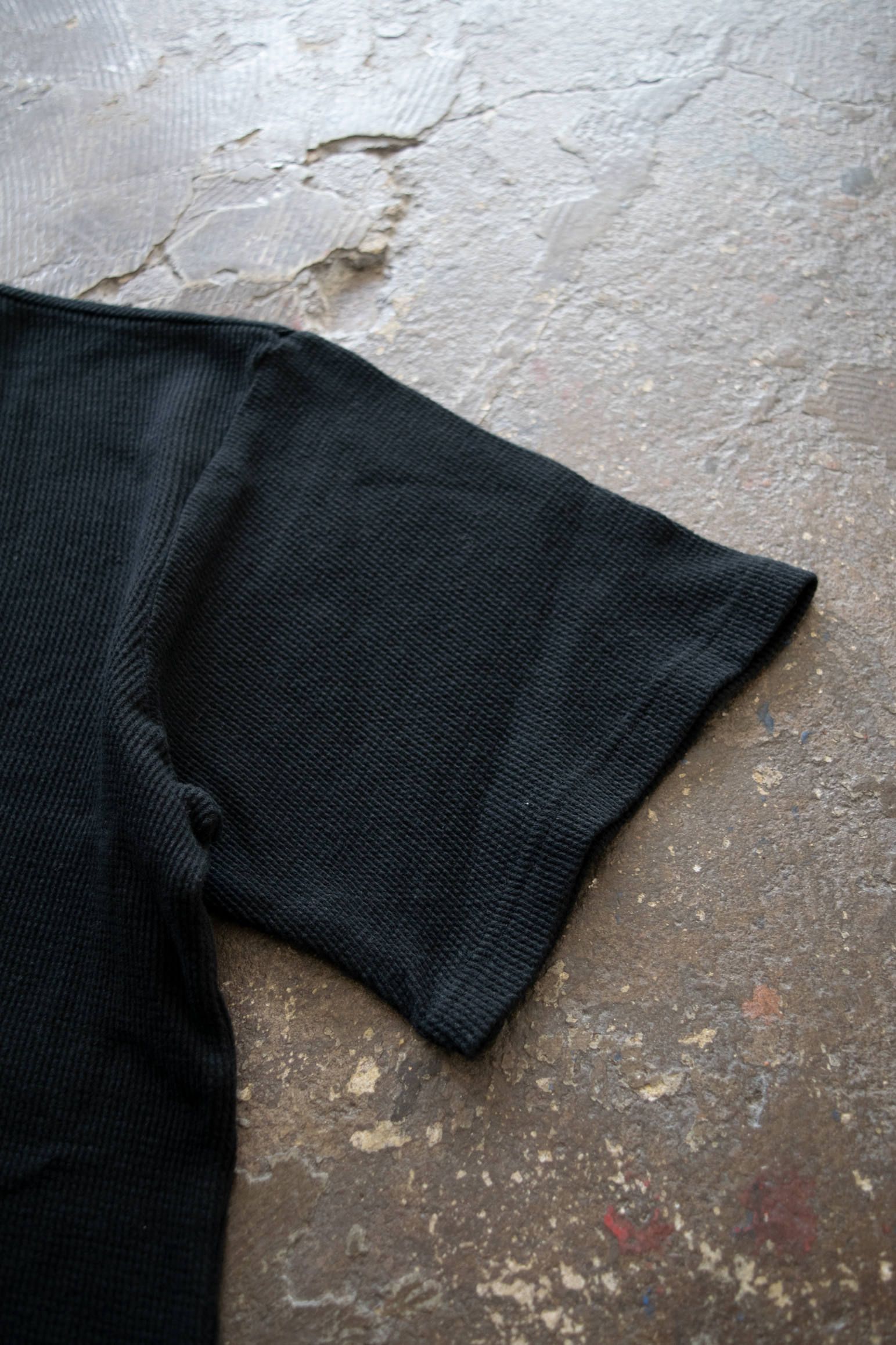 S/S Side Slit Pull Over/半袖ワッフルニットTee(MAD BLACK)