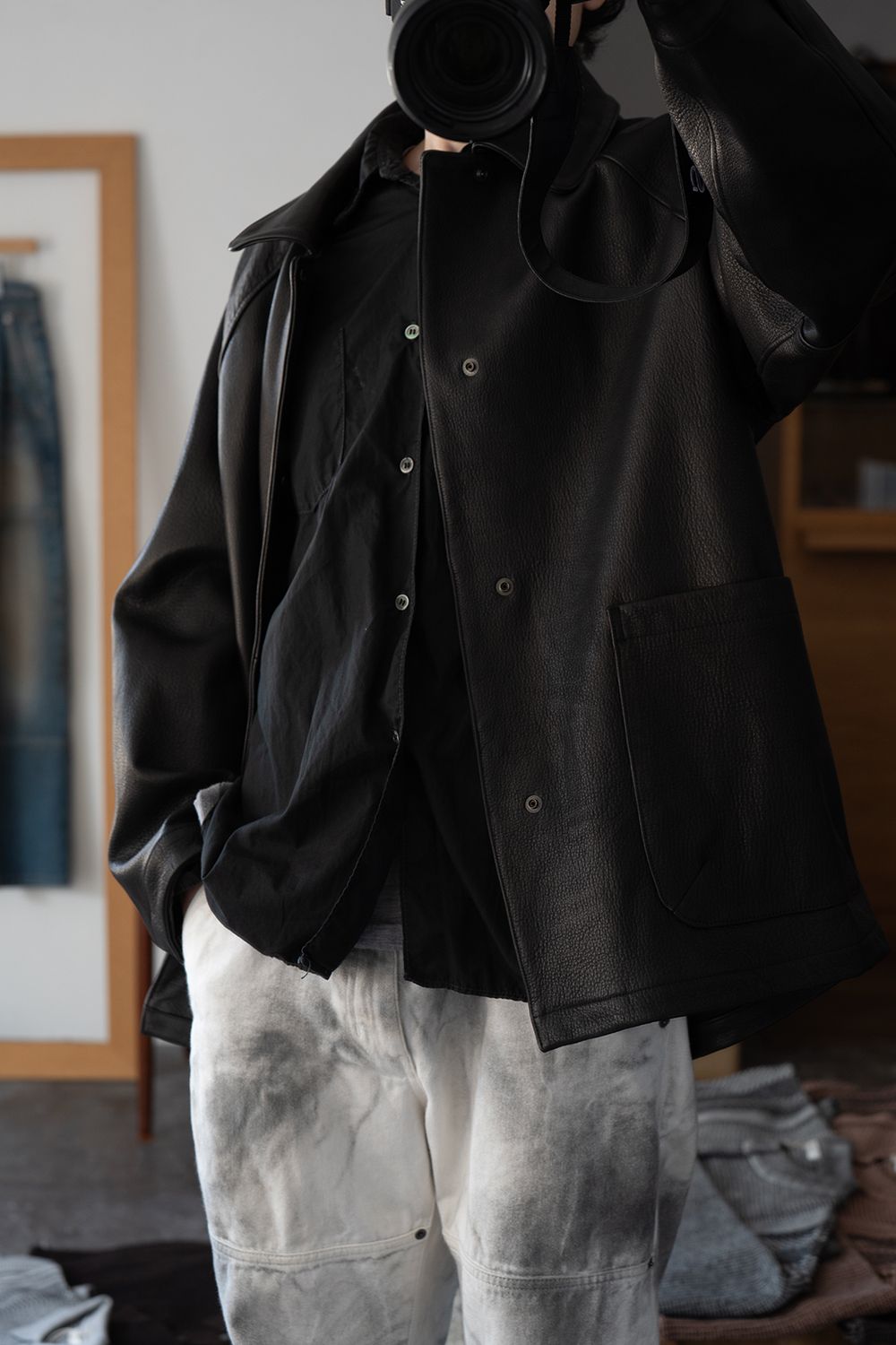 【26AW】カウレザーハーフコート(BLACK)