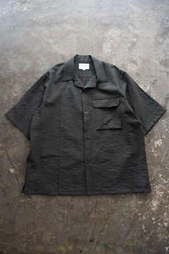 【26SS】ピンタックオープンカラー半袖シャツ(CHARCOAL)