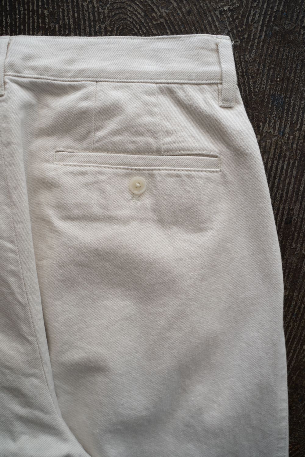 【26SS】2-Tack Cutoff Wide Denim Pants/2タックカットオフワイドデニムパンツ(OFF WHITE)