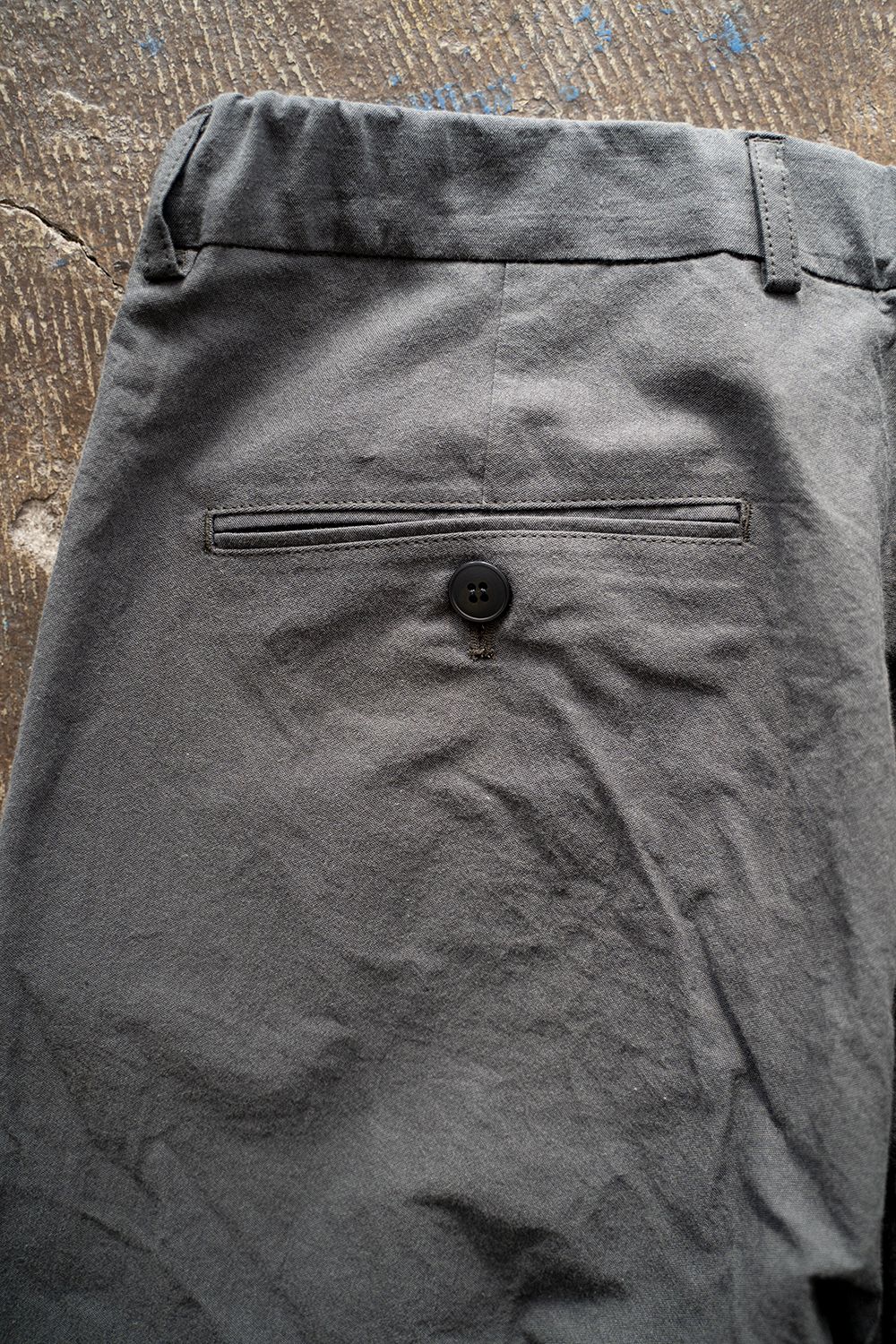 【ラスト1点】【22SS】和紙×ウール混4タックイージースラックス(BLUE GRAY)
