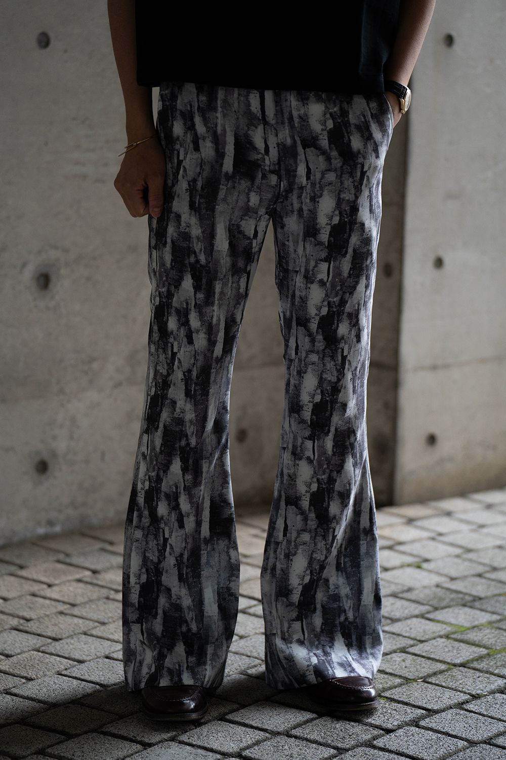 【ラスト1点】【24SS】Abstract Print Flare Pants/アブストラクトプリントフレアパンツ(GRAY)