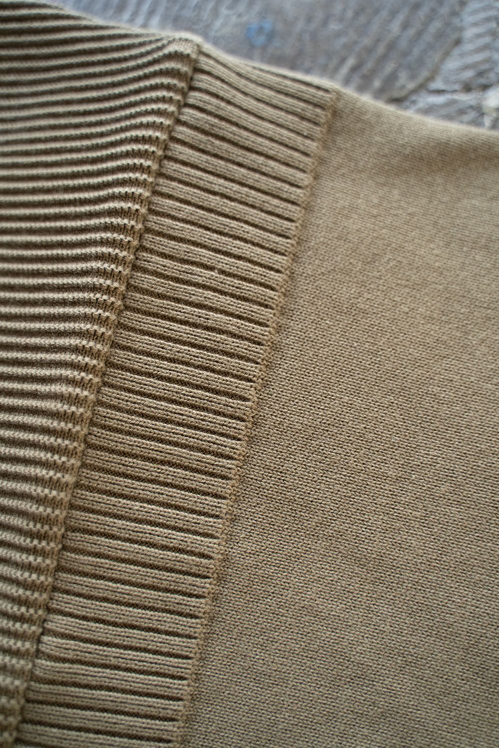 【ラスト1点】【24AW】Shutei Knit(KHAKI)