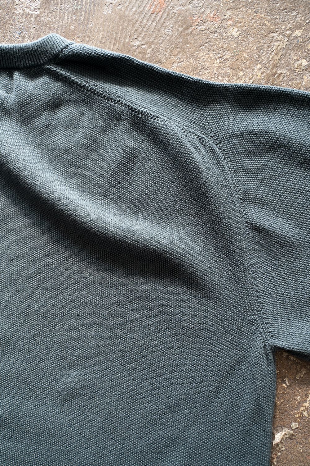 【ラスト1点】【22AW】カシミア混クルーネックニット(SLATE BLUE)