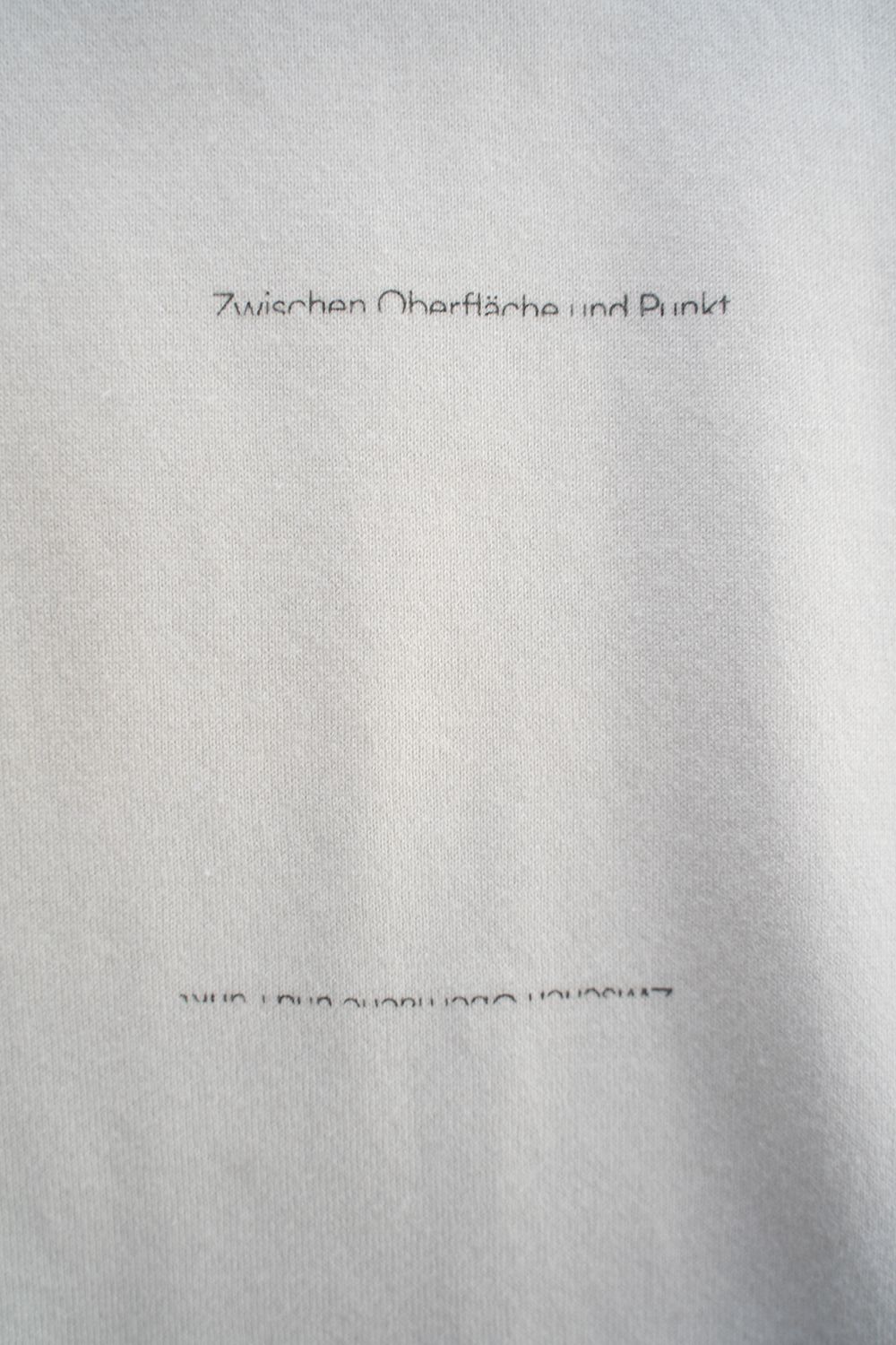 【ラスト1点】【23SS】"Zwischen Oberfläche und Punkt"Tシャツ(OFF WHITE)